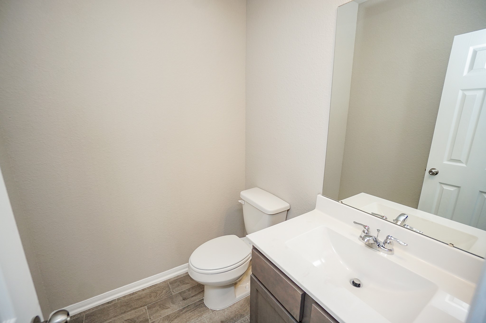 5463 Grand View Drive Property Photo 19