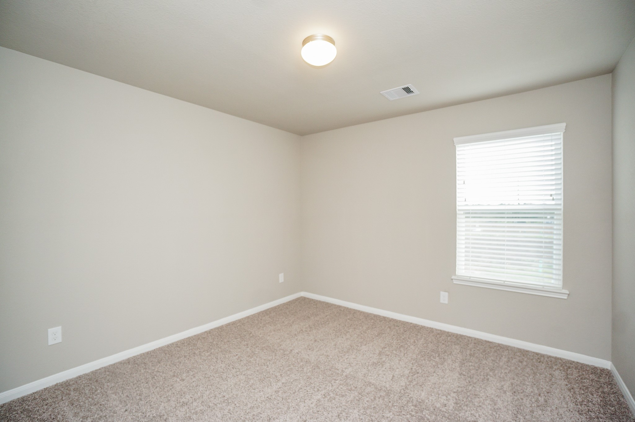 5463 Grand View Drive Property Photo 22