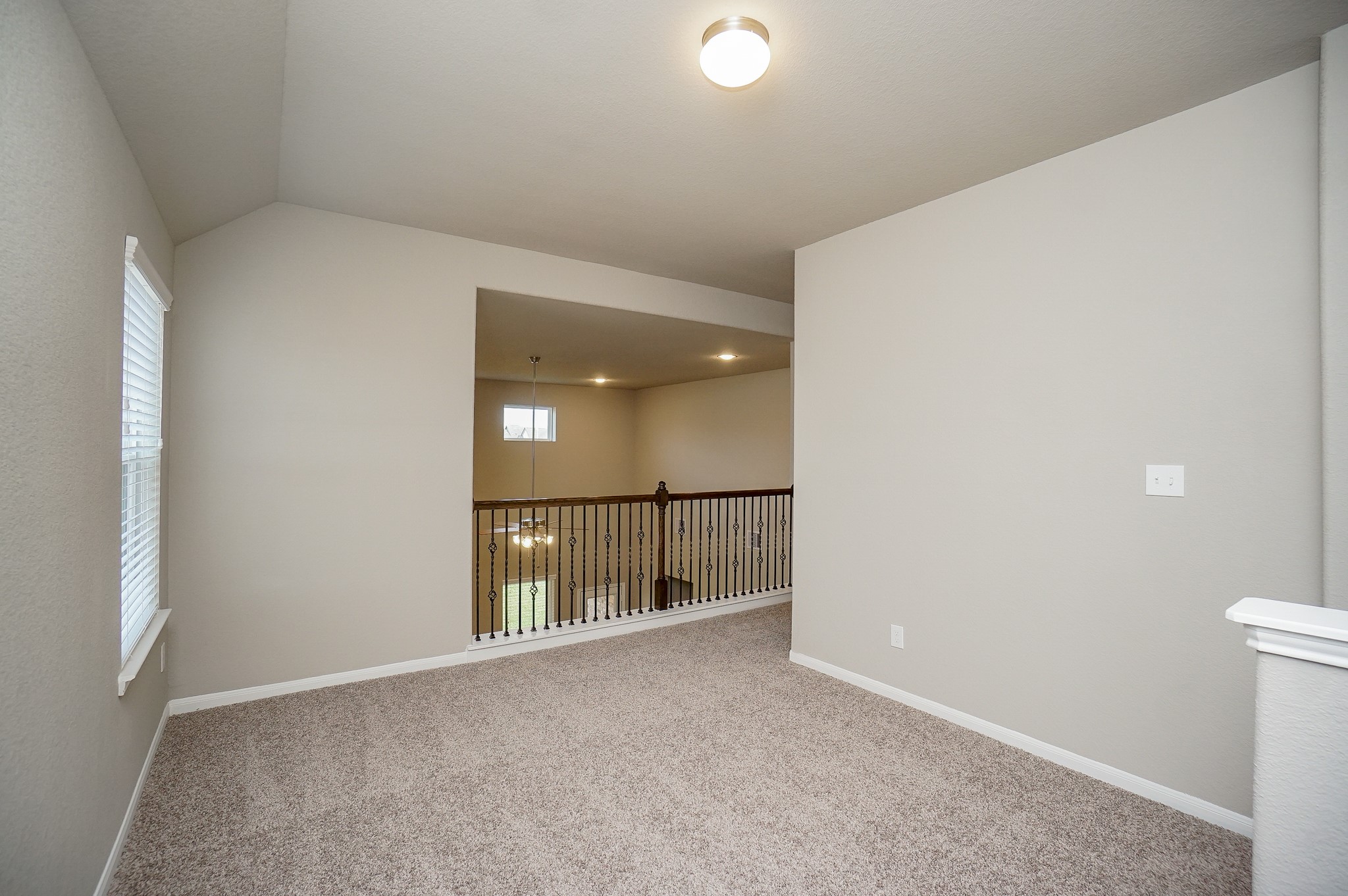 5463 Grand View Drive Property Photo 28
