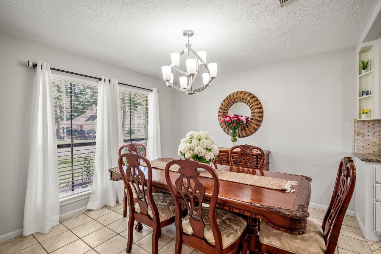 15711 Downford Drive Property Photo 28