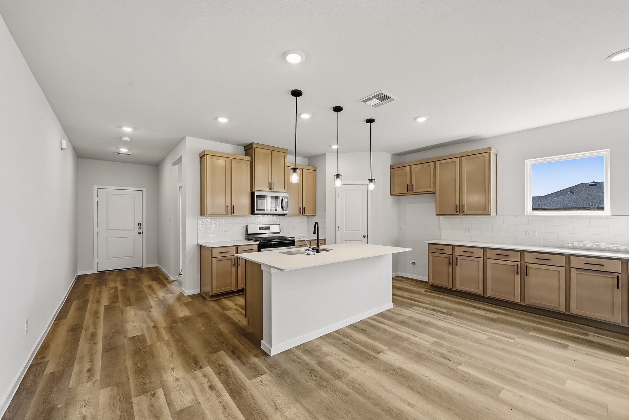 22014 Messina Springs Property Photo 4