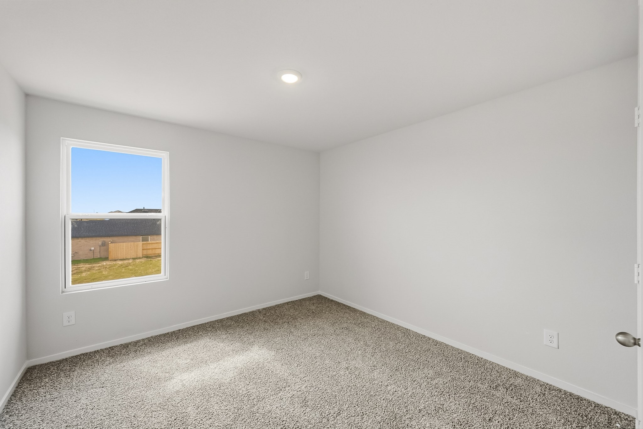 22014 Messina Springs Property Photo 15