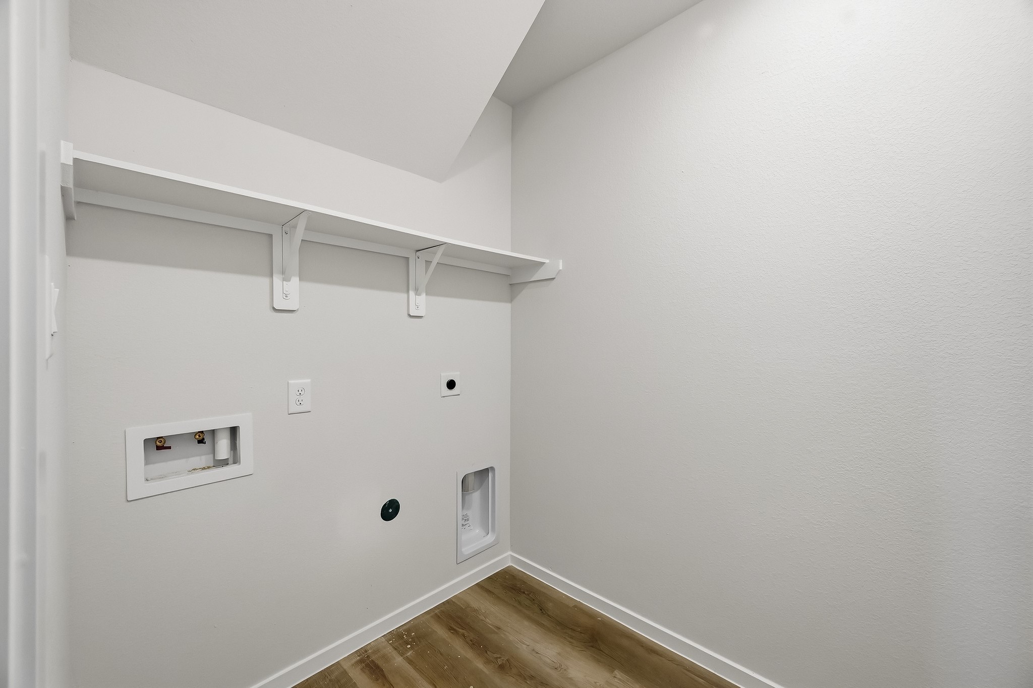 22014 Messina Springs Property Photo 22