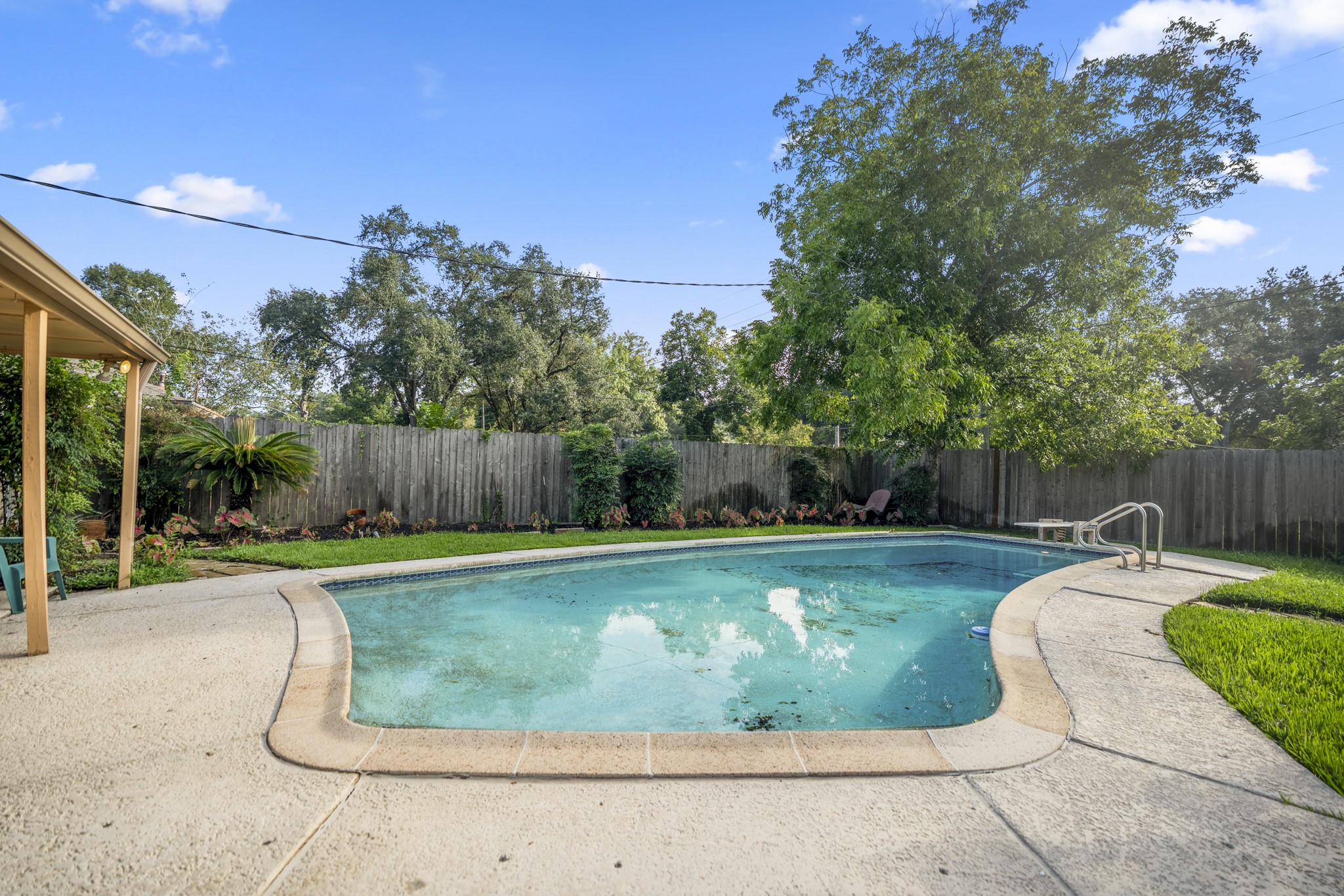 810 Aster Street Property Photo 25