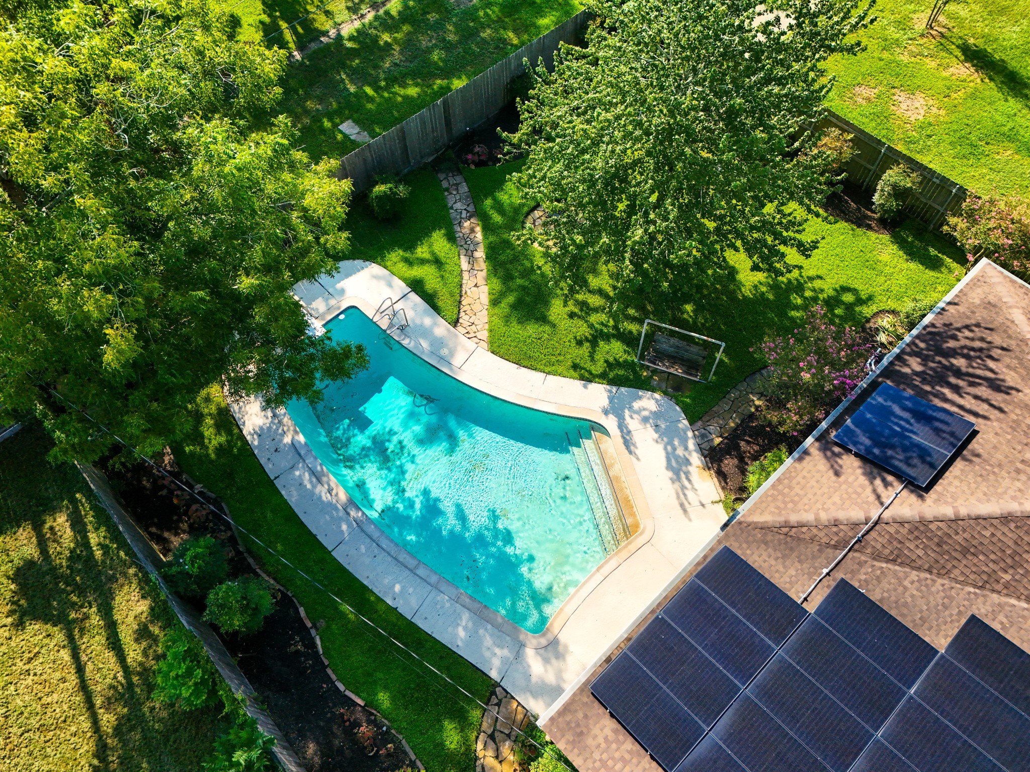 810 Aster Street Property Photo 30