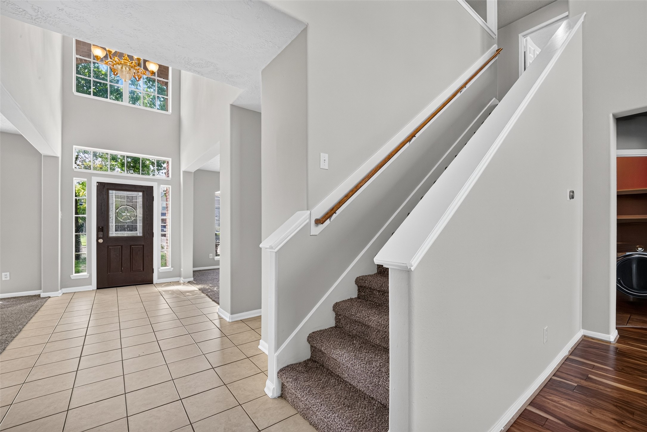 602 Field Run Court Property Photo 6
