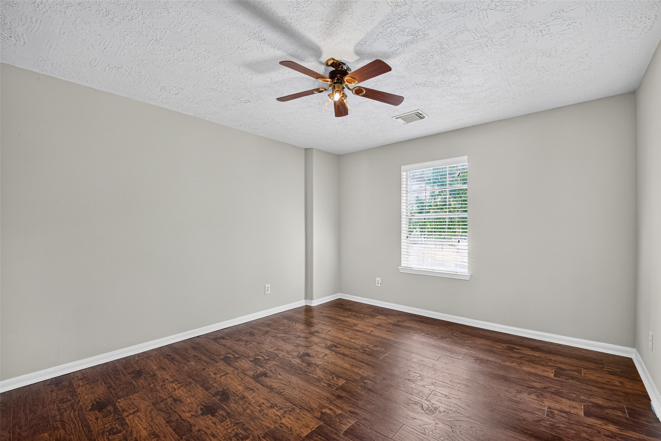 602 Field Run Court Property Photo 25