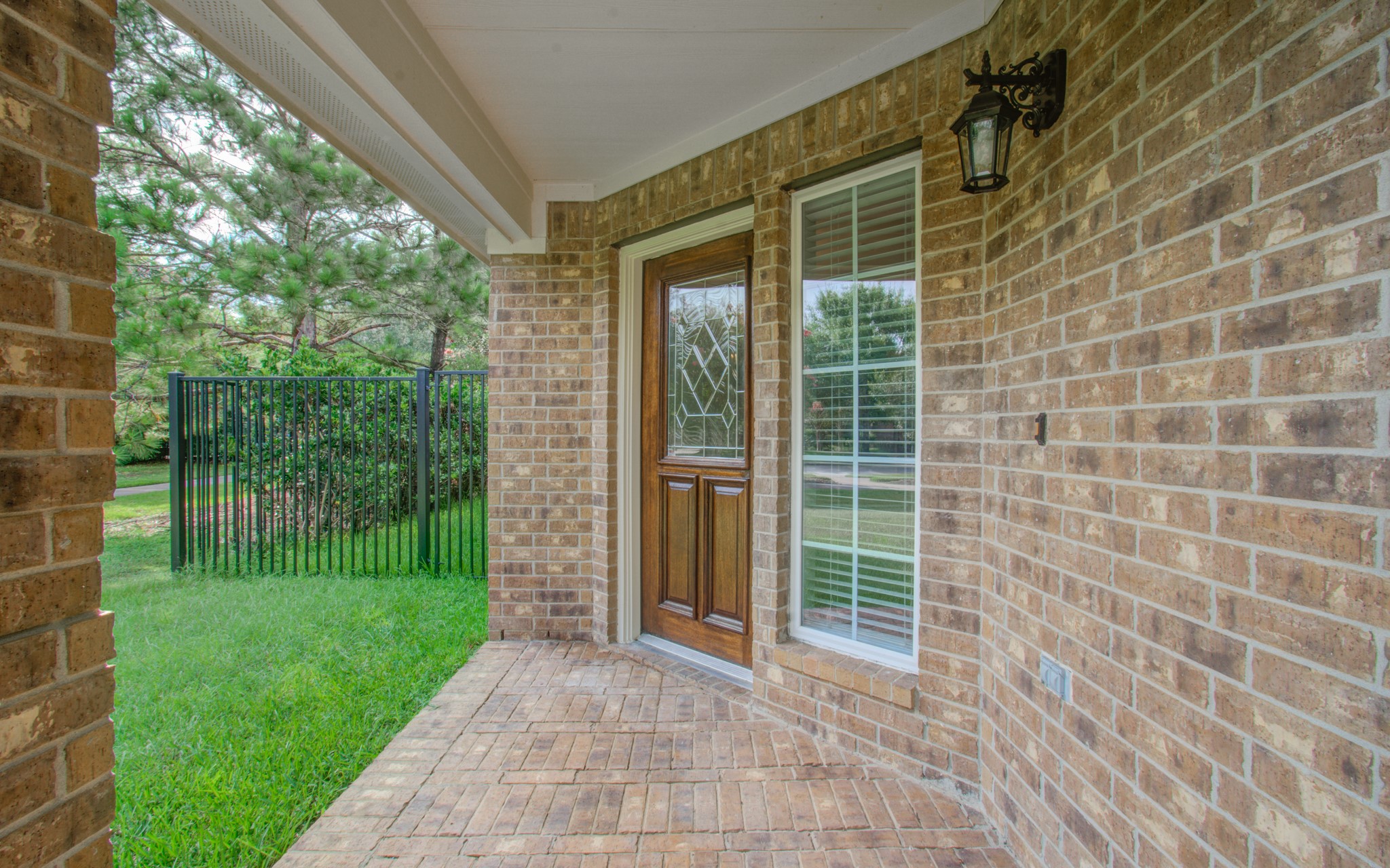 18154 Williams Elm Drive Property Photo 3