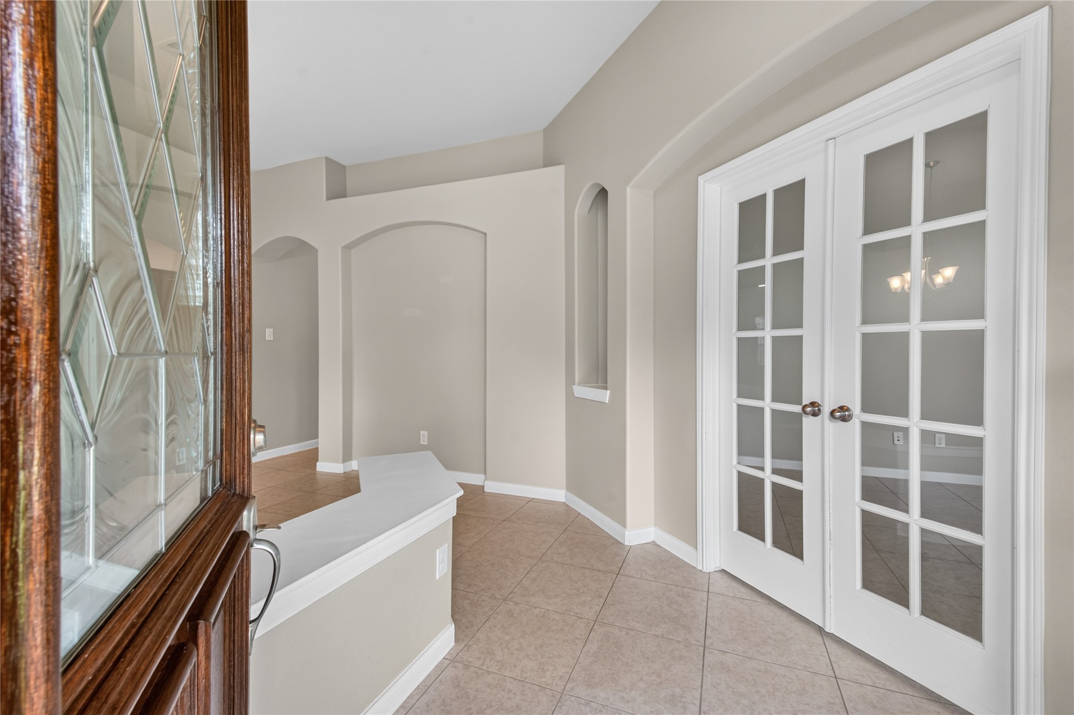 18154 Williams Elm Drive Property Photo 4