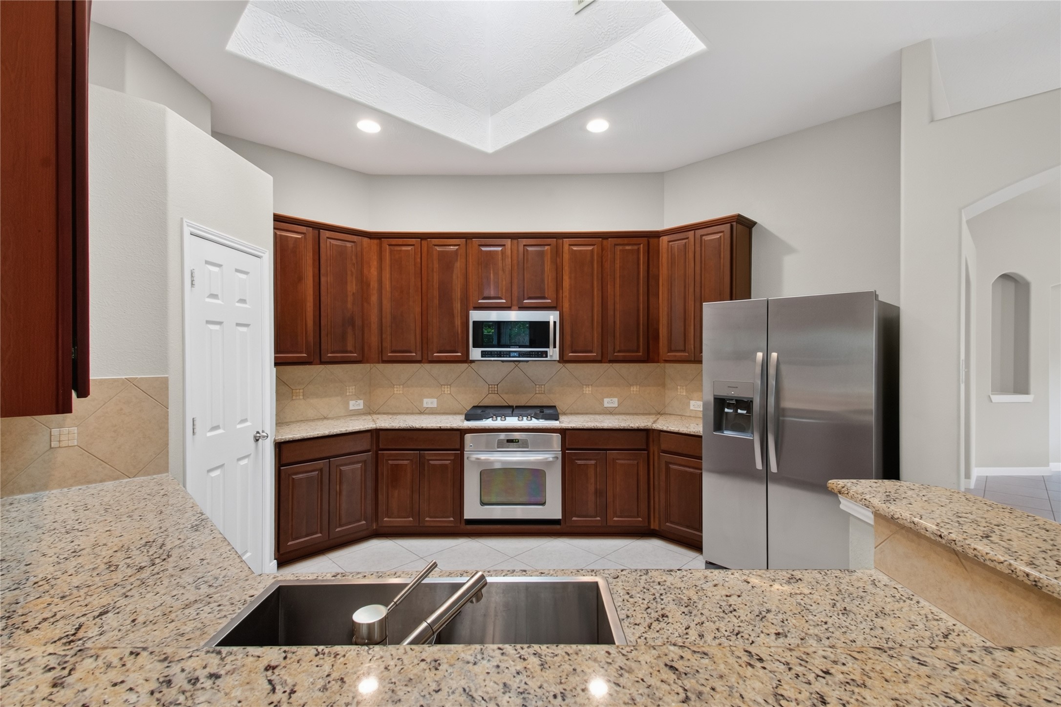 18154 Williams Elm Drive Property Photo 10