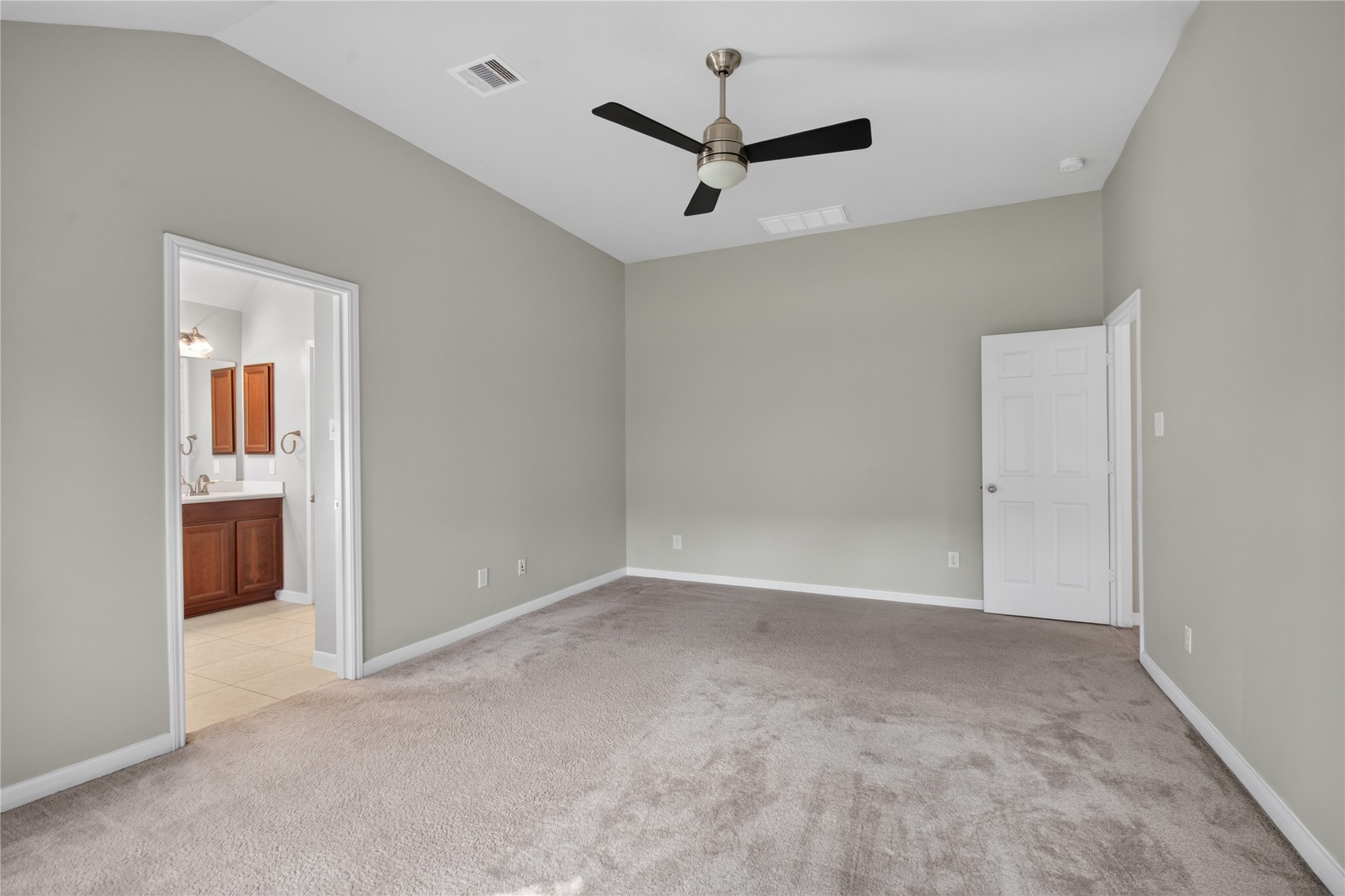 18154 Williams Elm Drive Property Photo 13