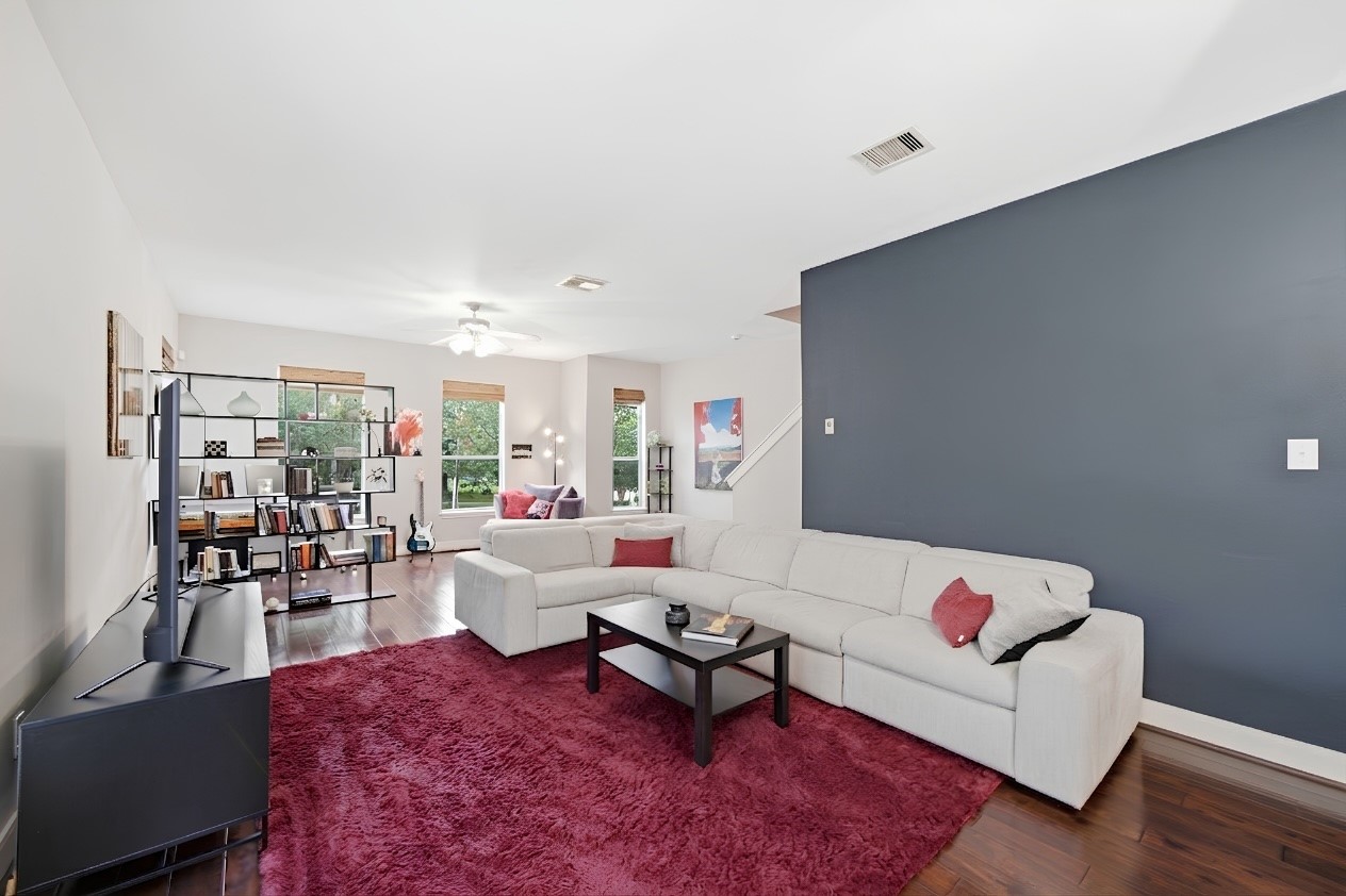 1716 Elgin Street Property Photo 2