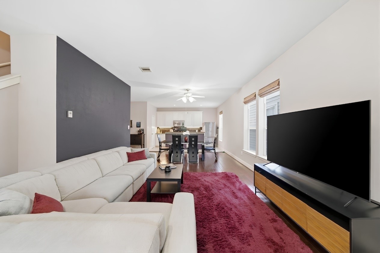 1716 Elgin Street Property Photo 13
