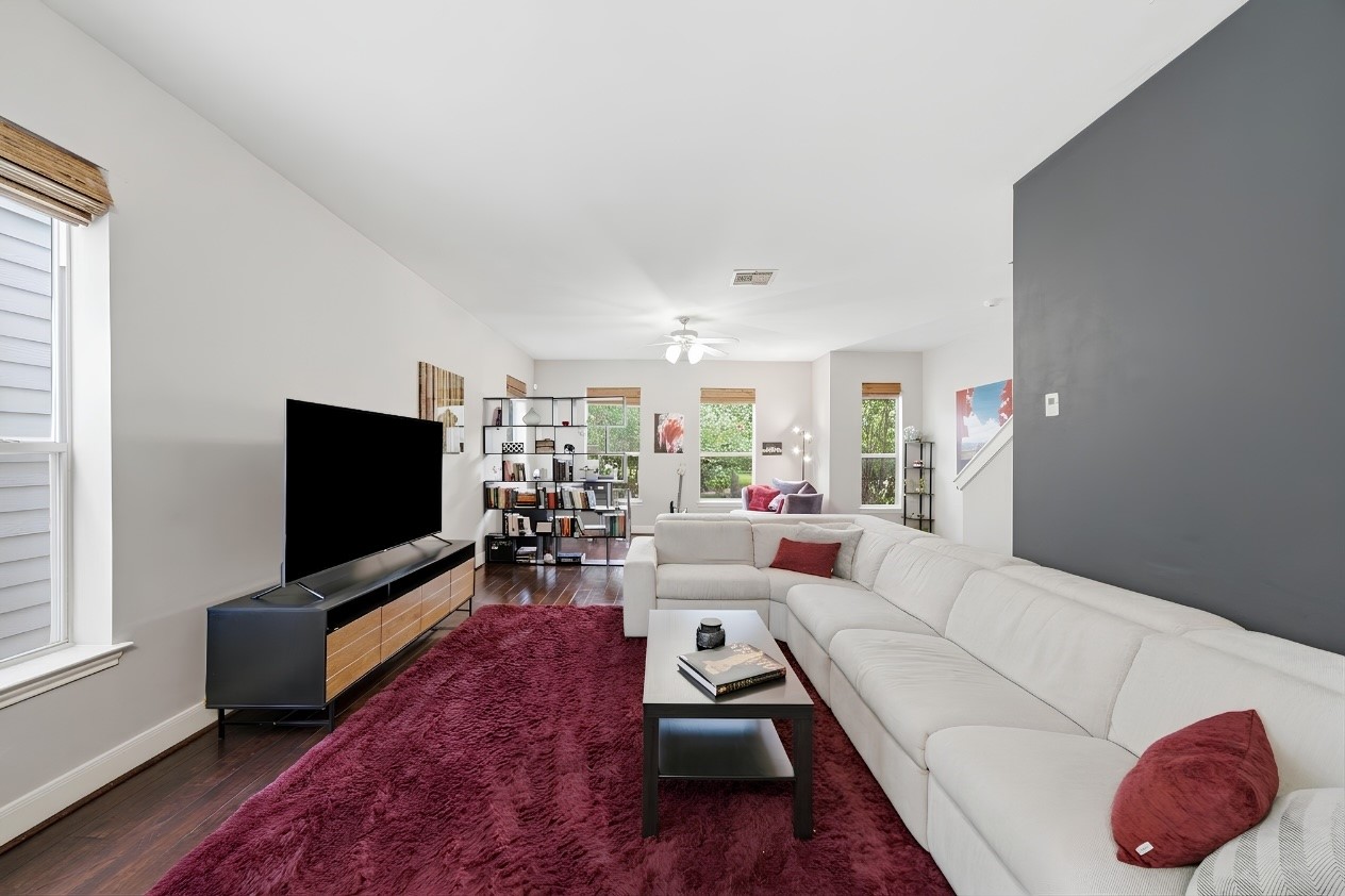 1716 Elgin Street Property Photo 17
