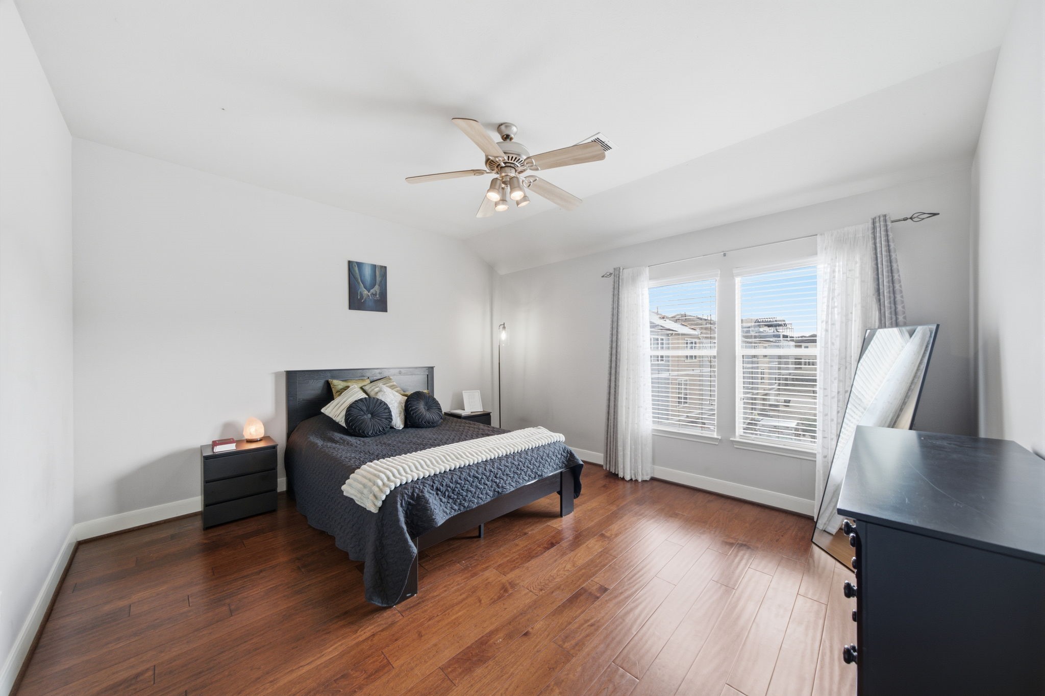 1716 Elgin Street Property Photo 23