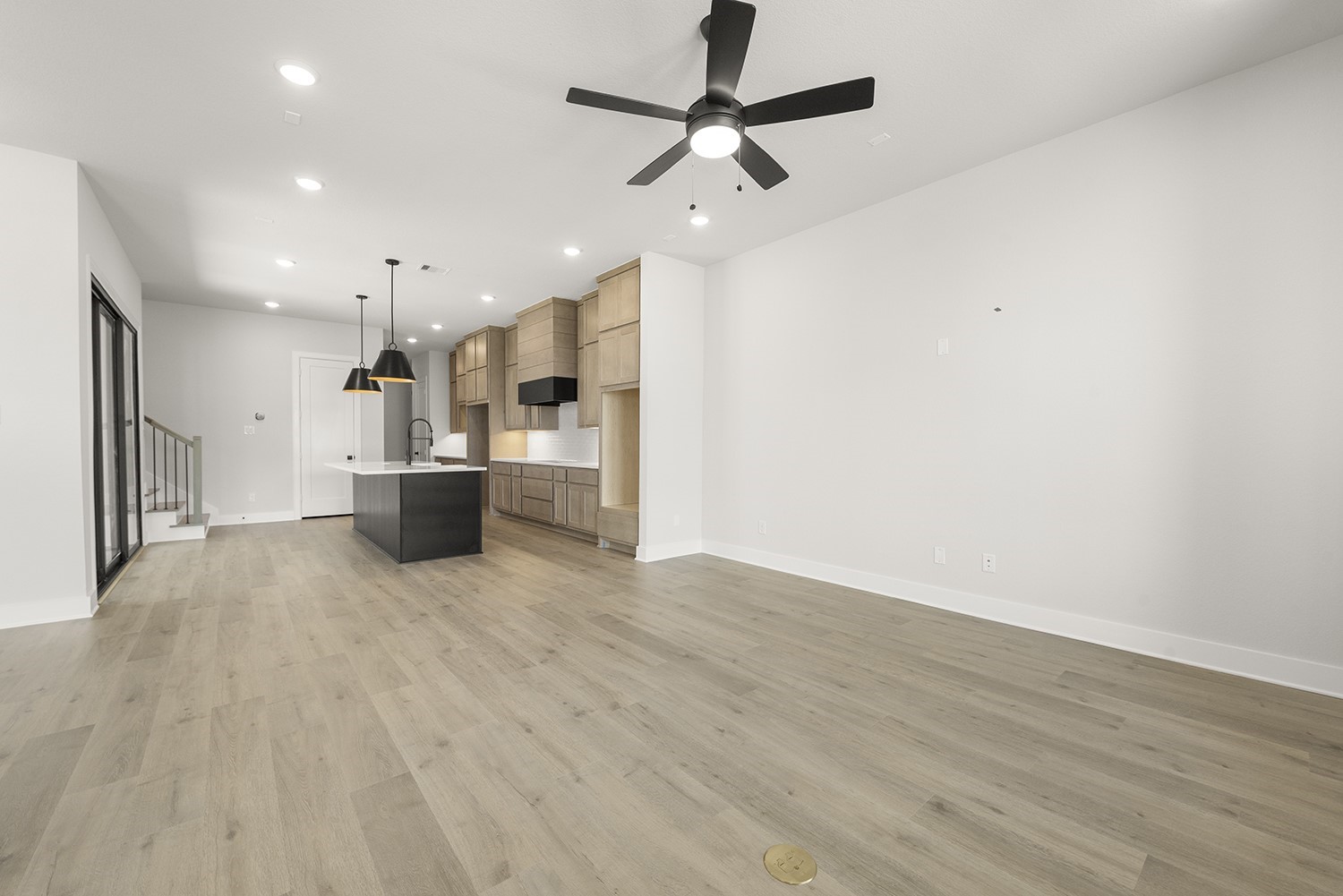 10810 Pioneer Point Property Photo 7