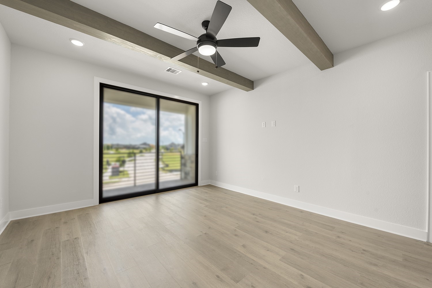 10810 Pioneer Point Property Photo 12