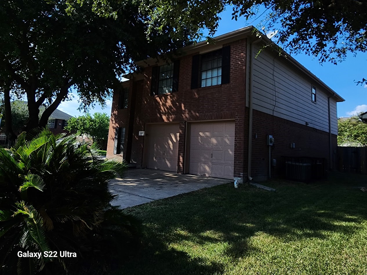 6038 Stirring Winds Lane Property Photo 3