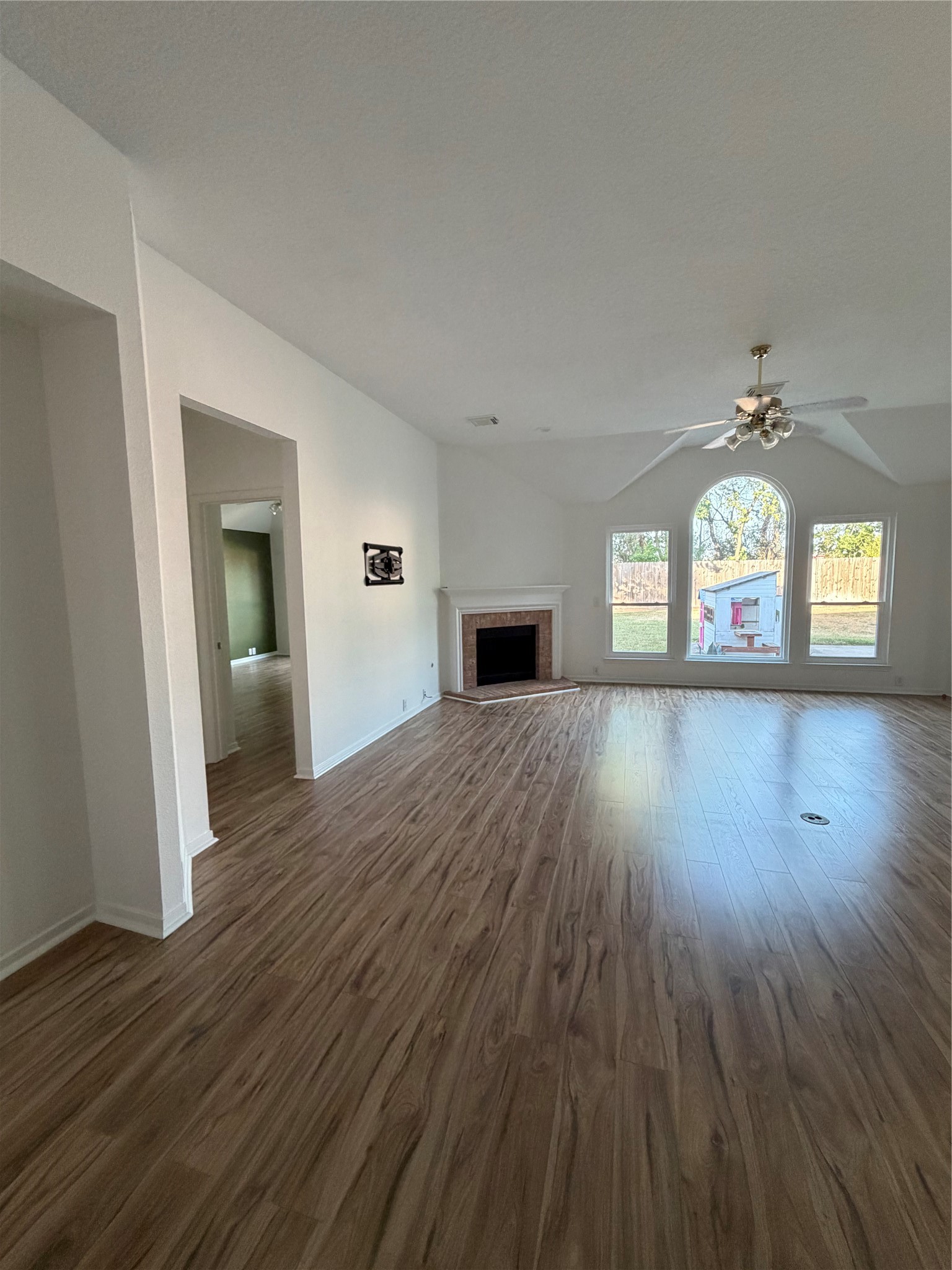 19026 Northcanyon Drive Property Photo 4