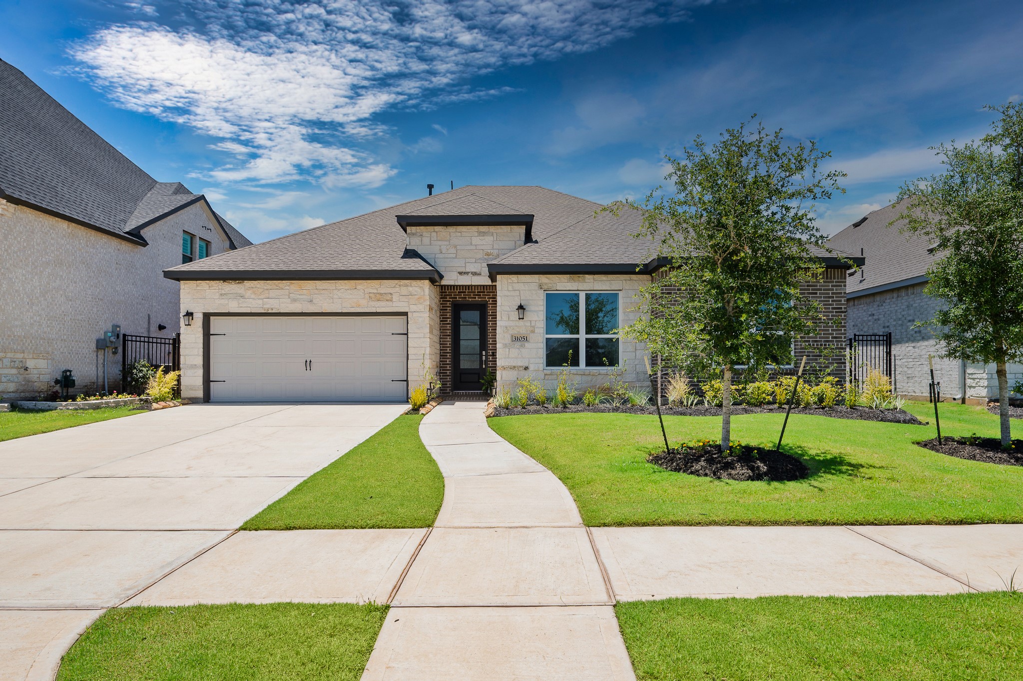 31051 Sun Valley Drive Property Photo 1
