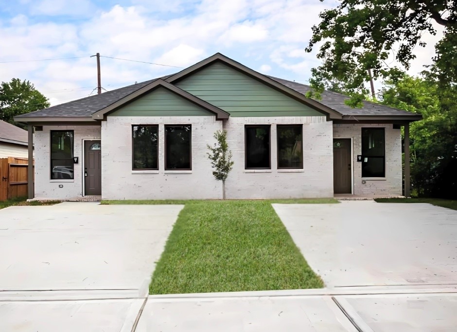 5121 Southwind Street Property Photo