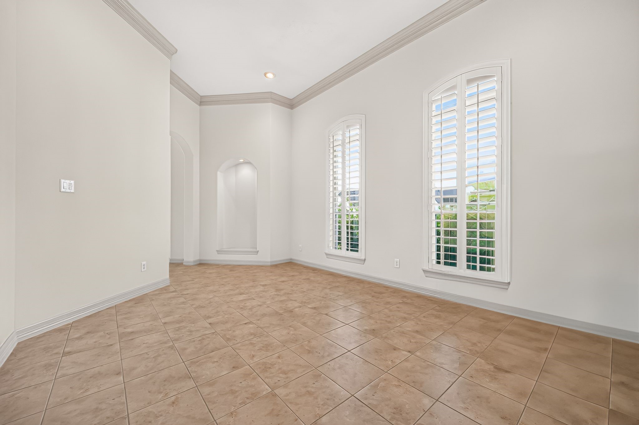 2227 Vinemead Court Property Photo 14