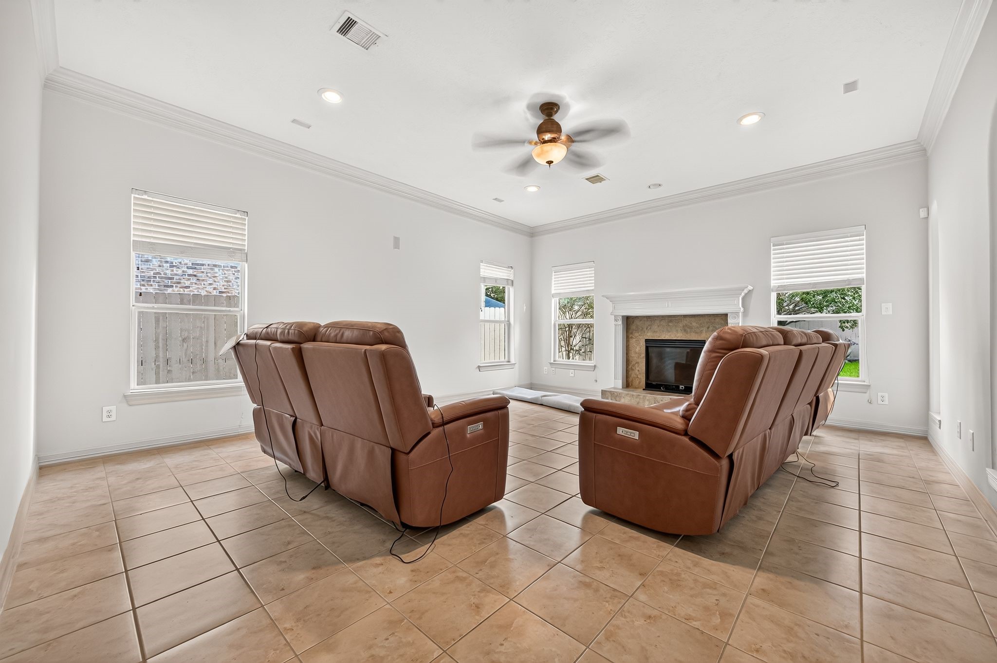 2227 Vinemead Court Property Photo 22