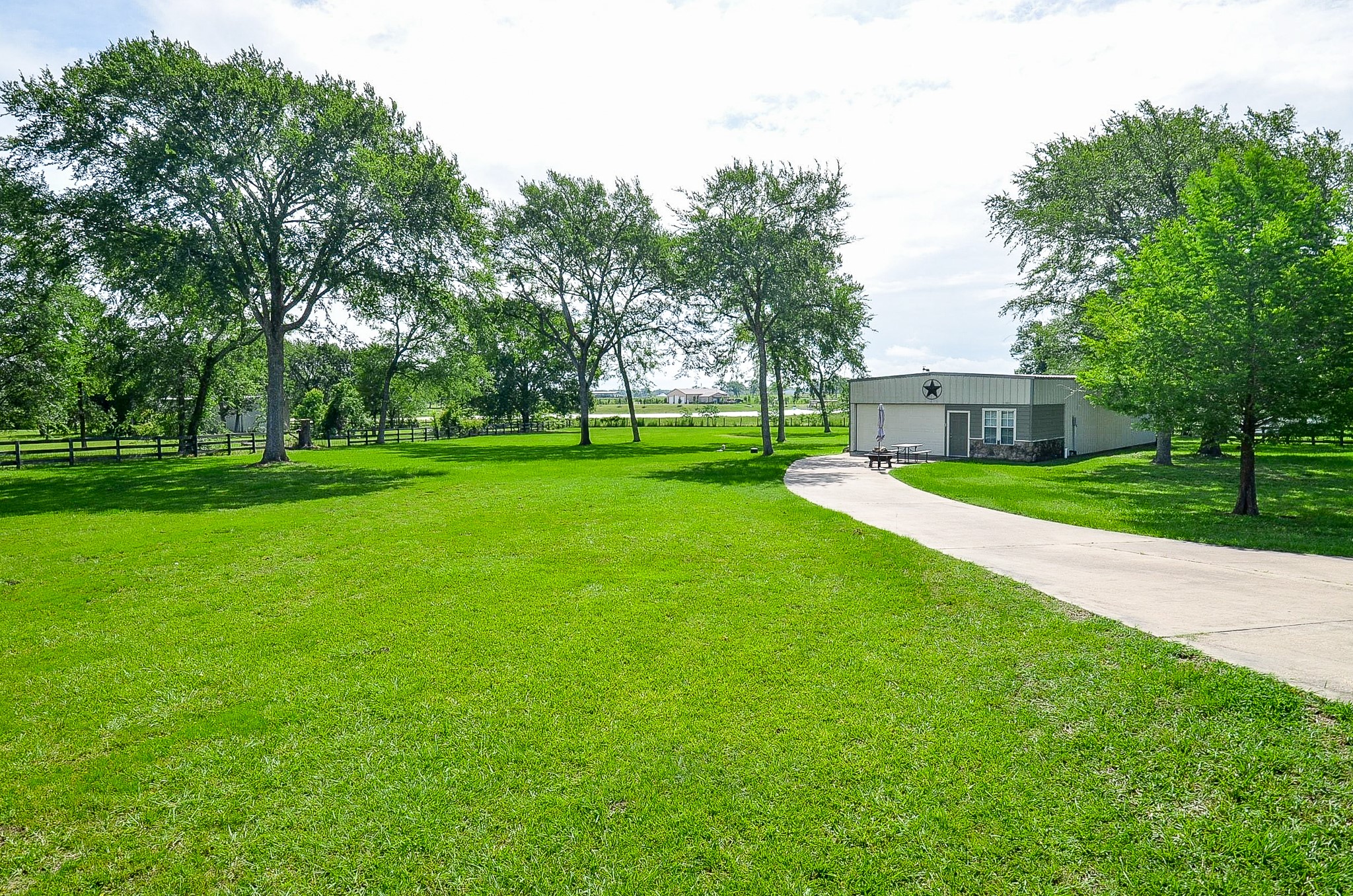 27644 Spring Hill Road Property Photo 8