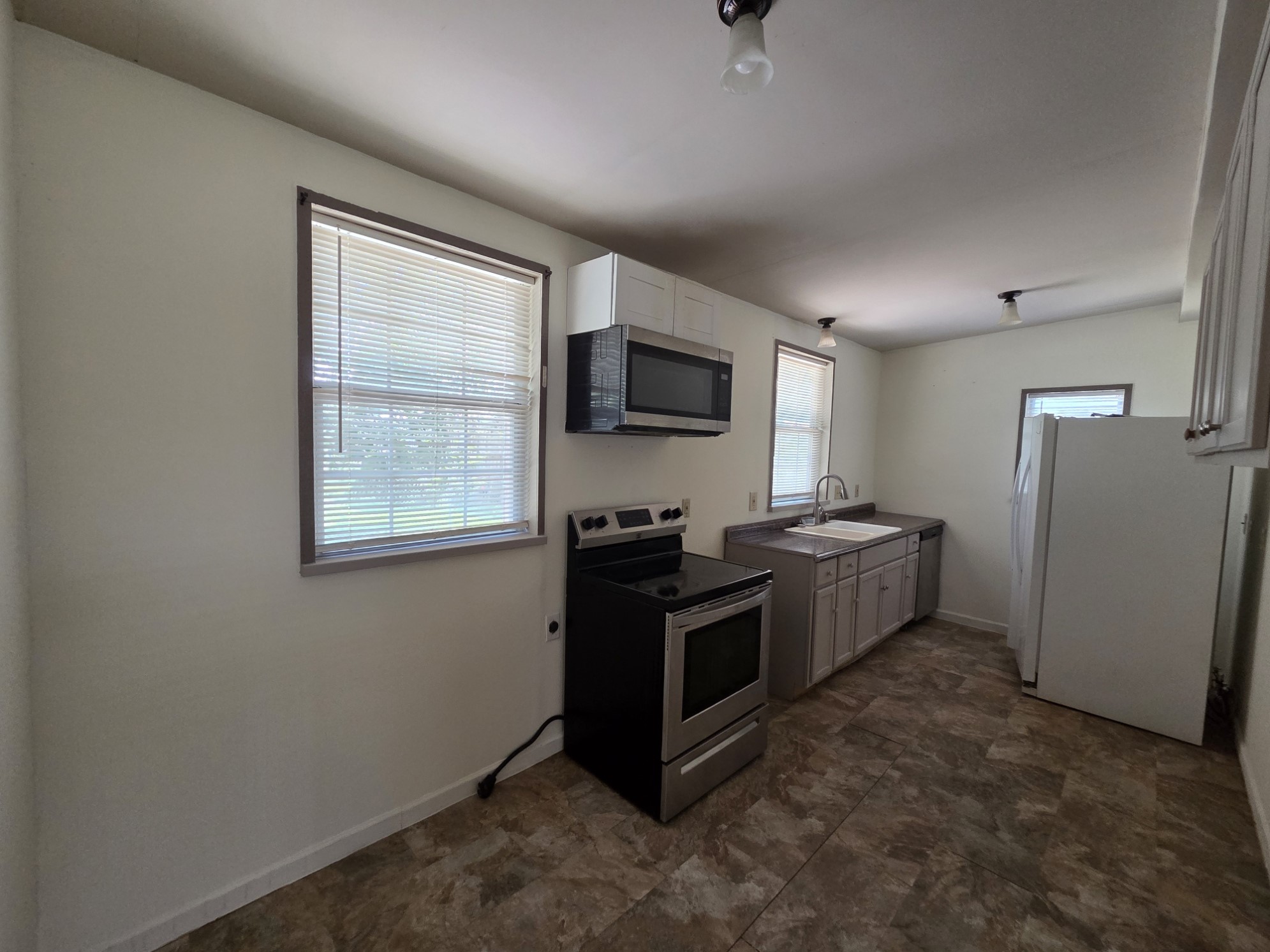 22884 Oakmont Drive Property Photo 15