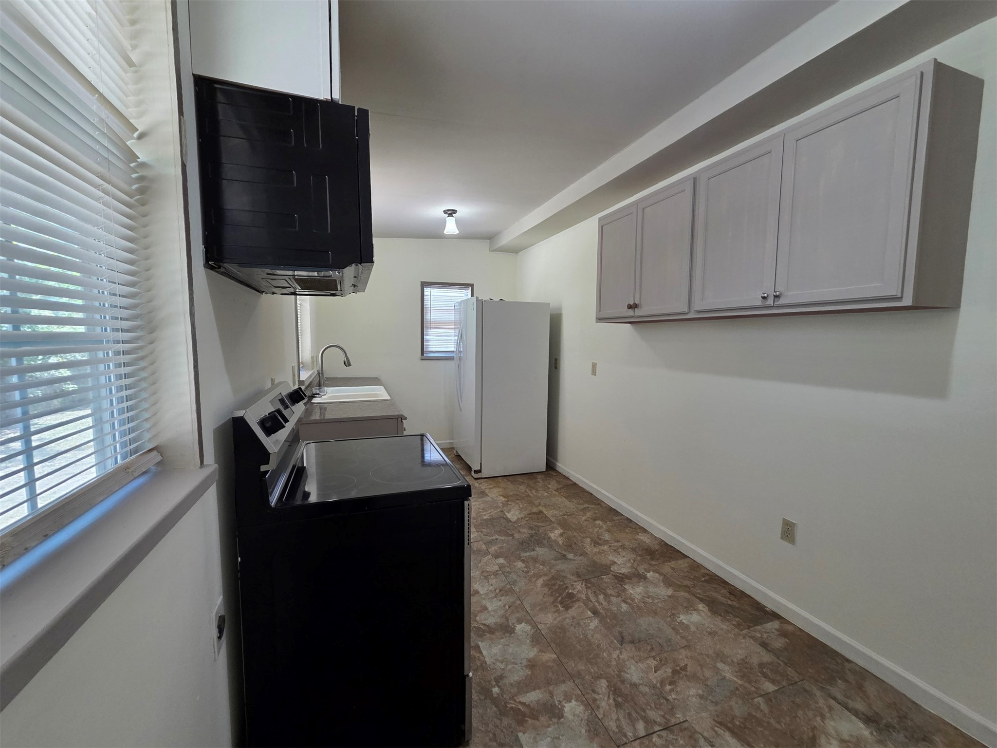 22884 Oakmont Drive Property Photo 17