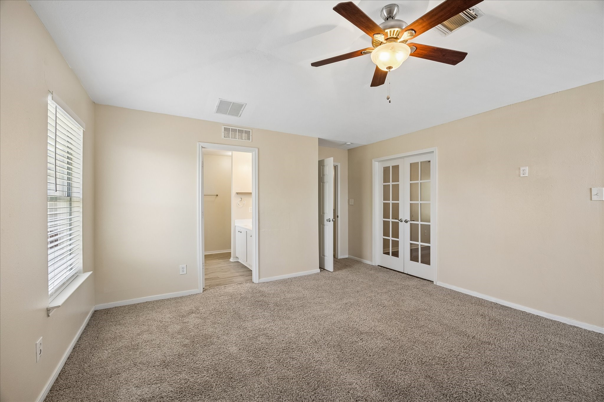 21914 Willow Downs Drive Property Photo 8
