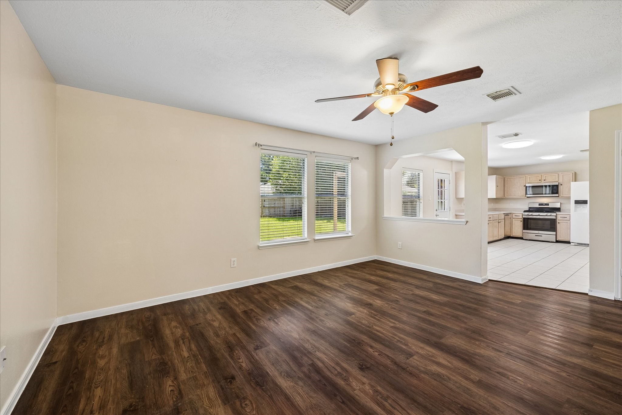 21914 Willow Downs Drive Property Photo 12