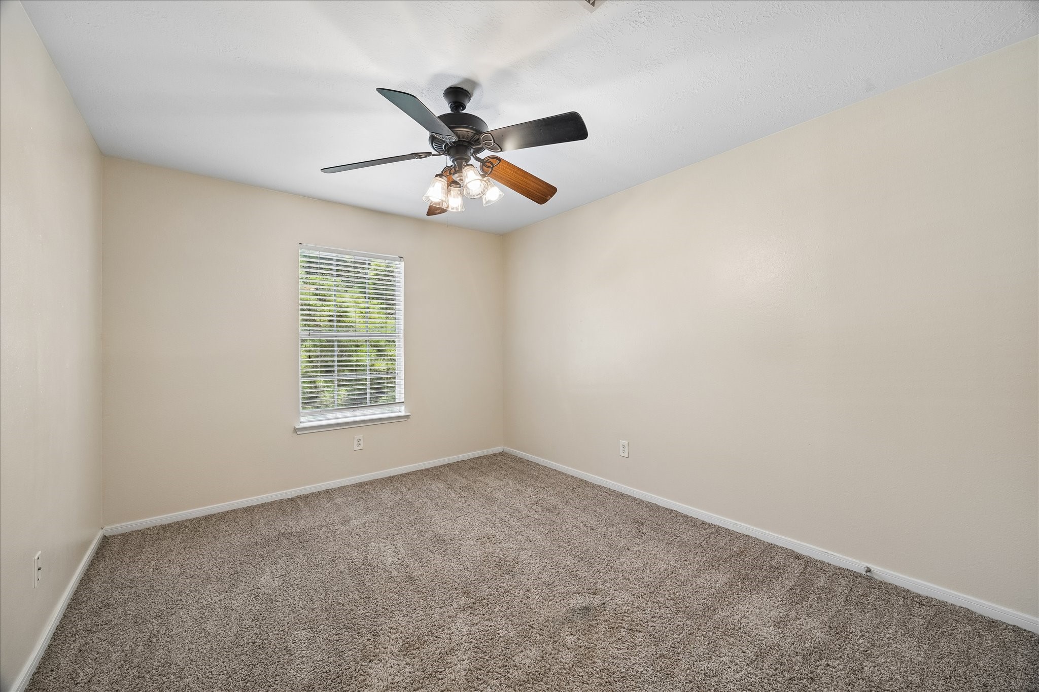 21914 Willow Downs Drive Property Photo 25