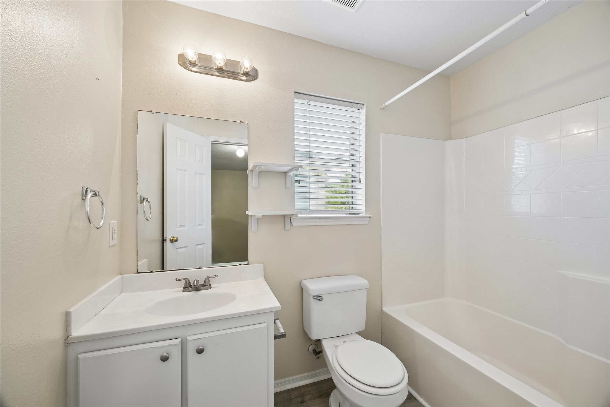 21914 Willow Downs Drive Property Photo 26