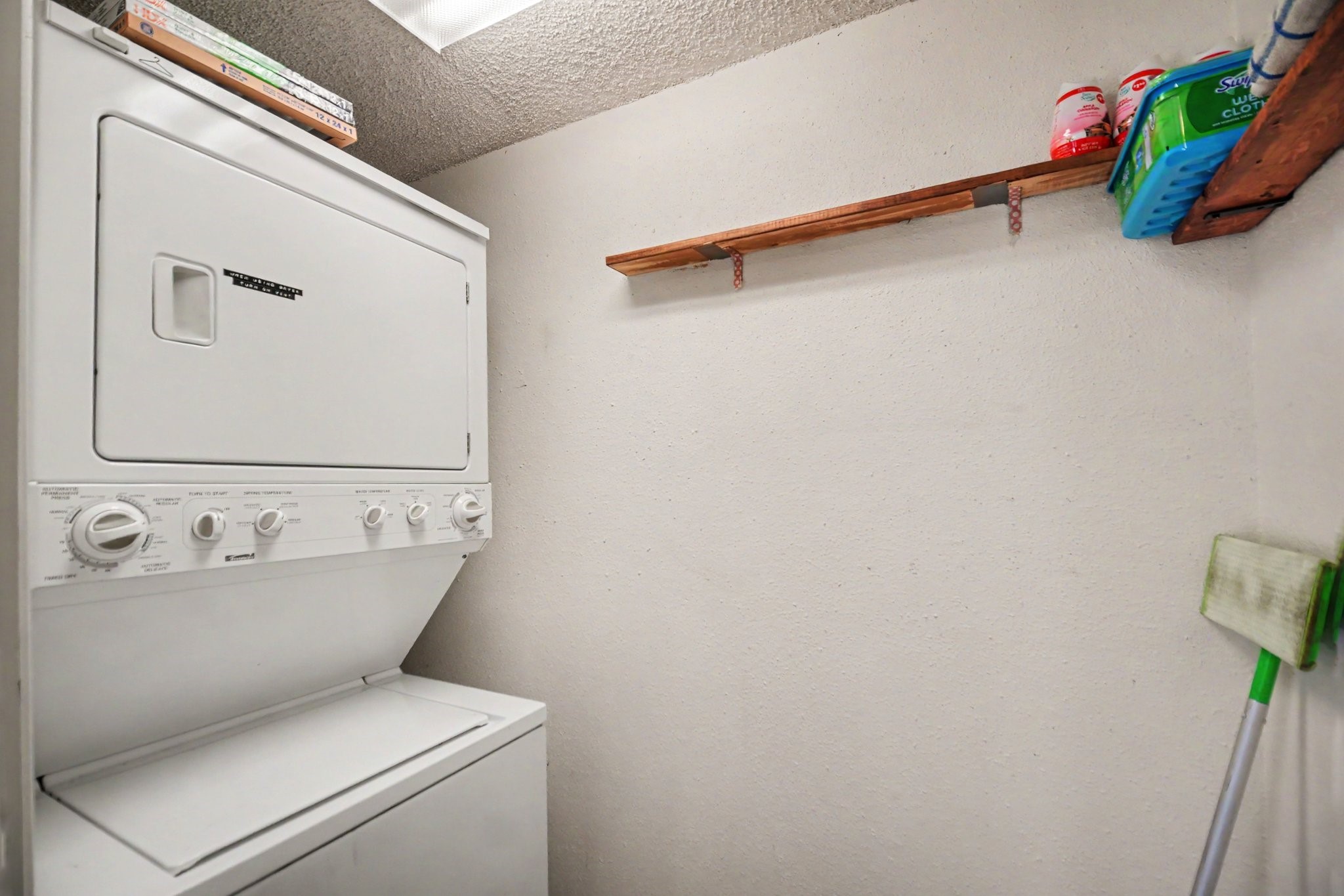3150 Windchase Boulevard Property Photo 4