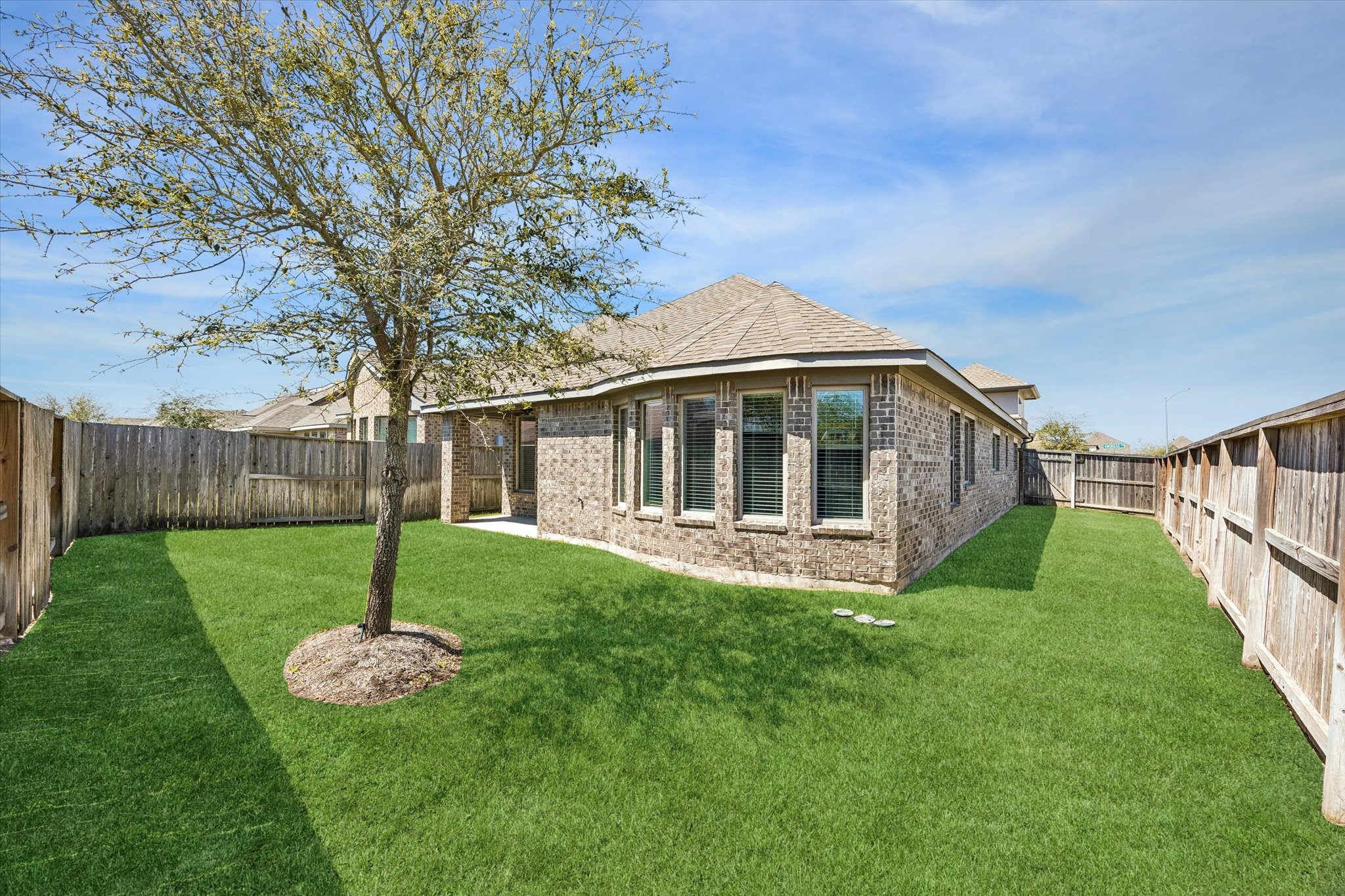 3738 Amoroso Drive Property Photo 10