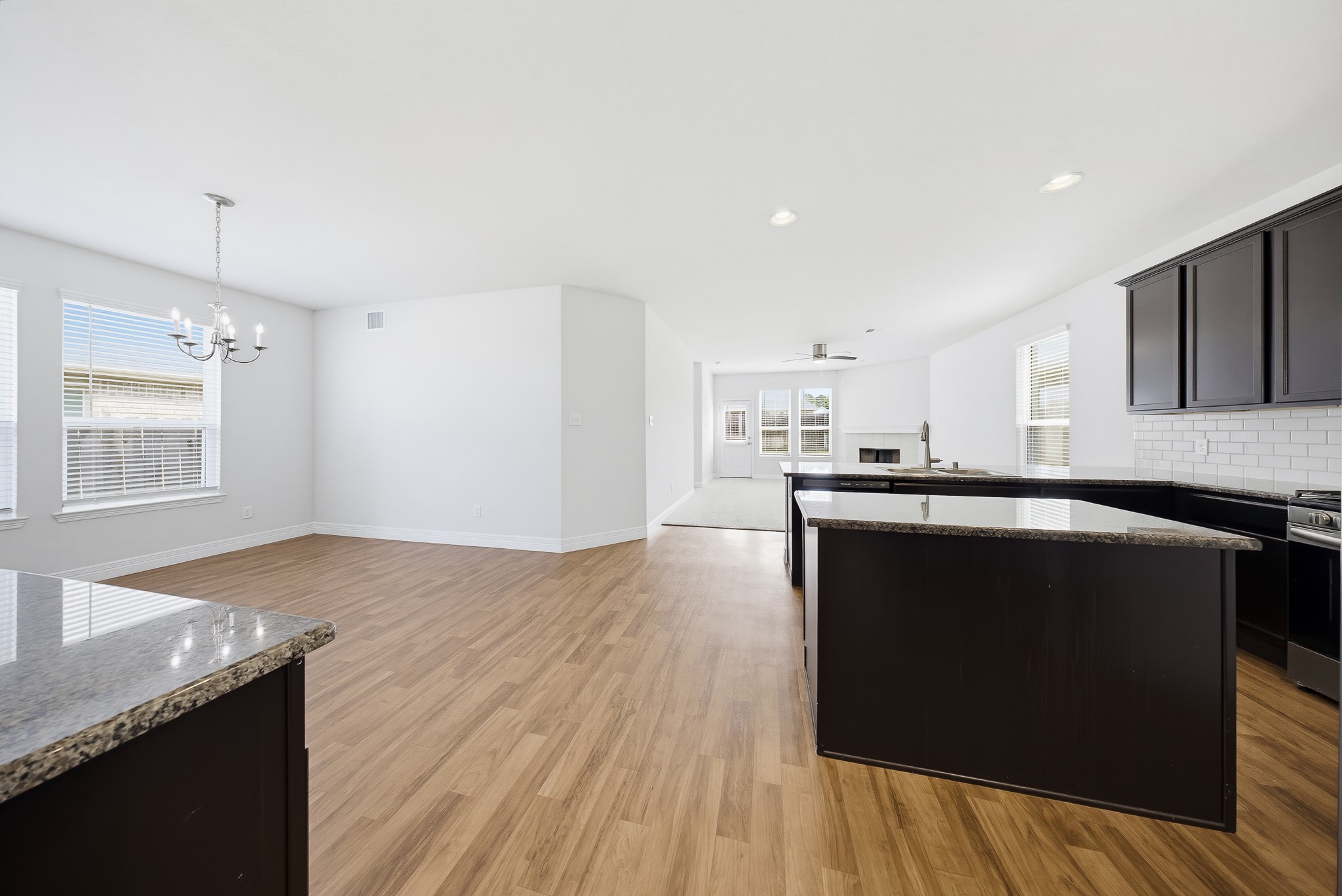 40615 Guillemont Lane Property Photo 8