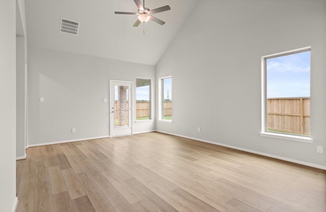 17063 Shimmer Ray Street Property Photo 8