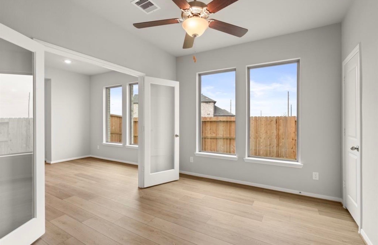 17063 Shimmer Ray Street Property Photo 10
