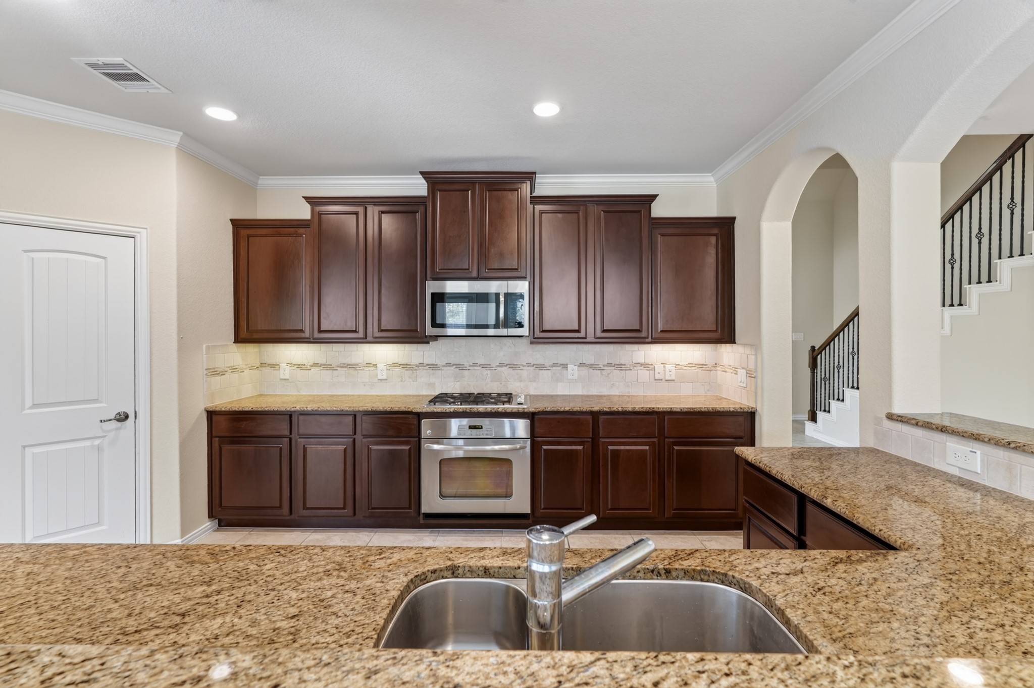 71 Sawbridge Circle Property Photo 14