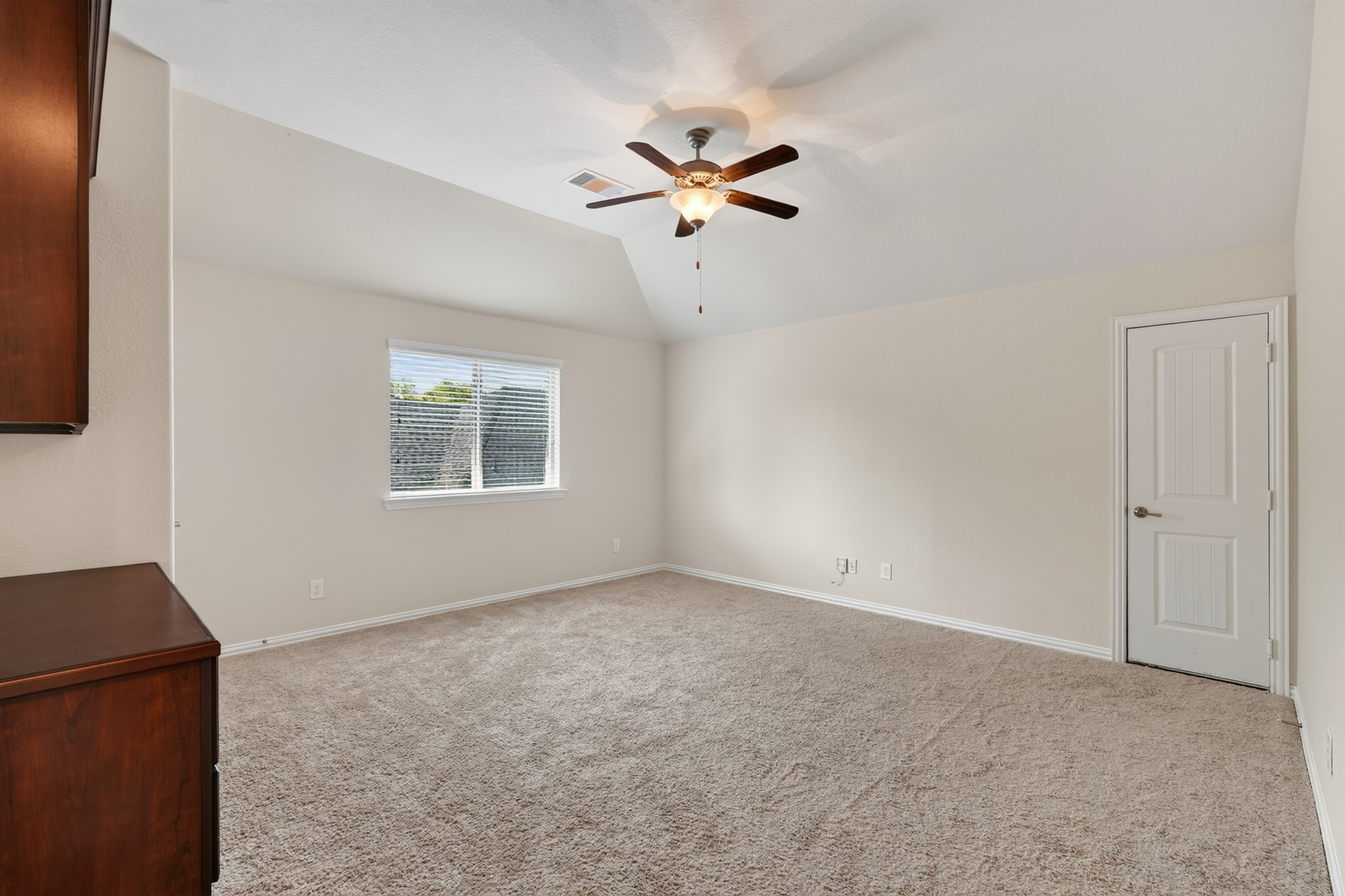 71 Sawbridge Circle Property Photo 32
