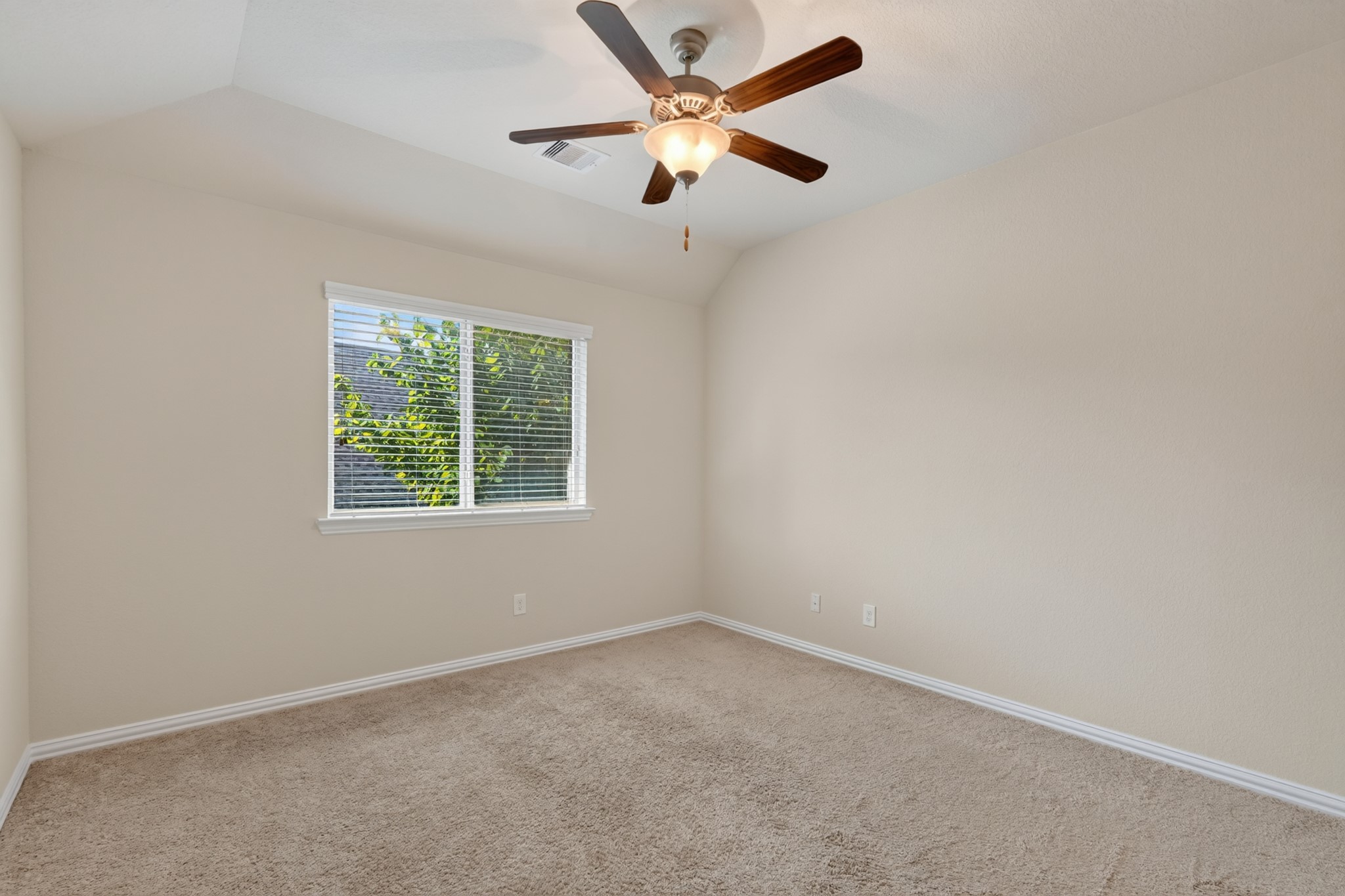 71 Sawbridge Circle Property Photo 37