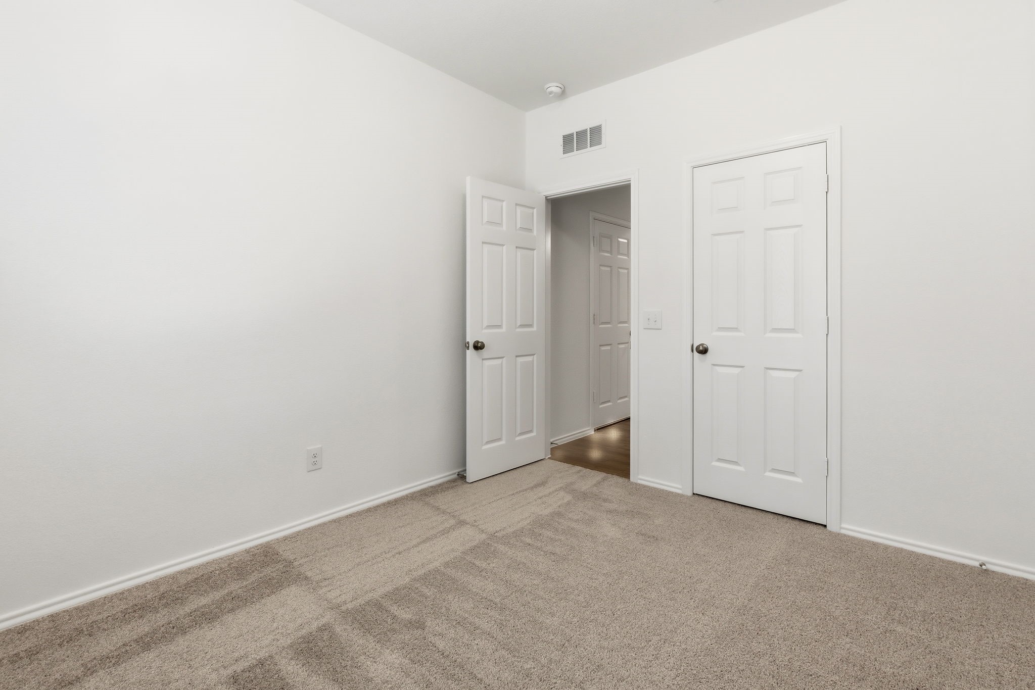 2524 Limerick Drive Property Photo 12