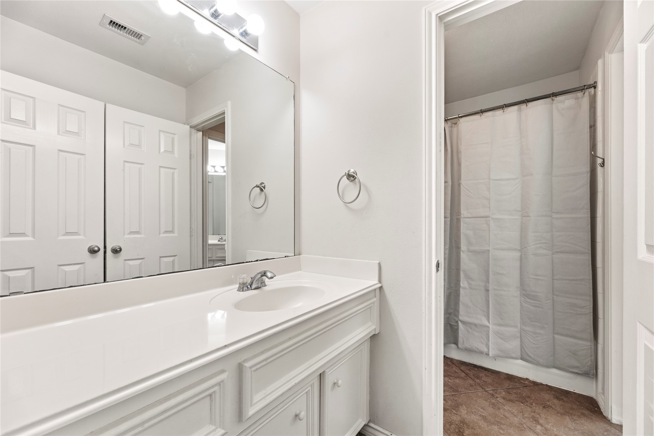 12926 Bedford Falls Drive Property Photo 27