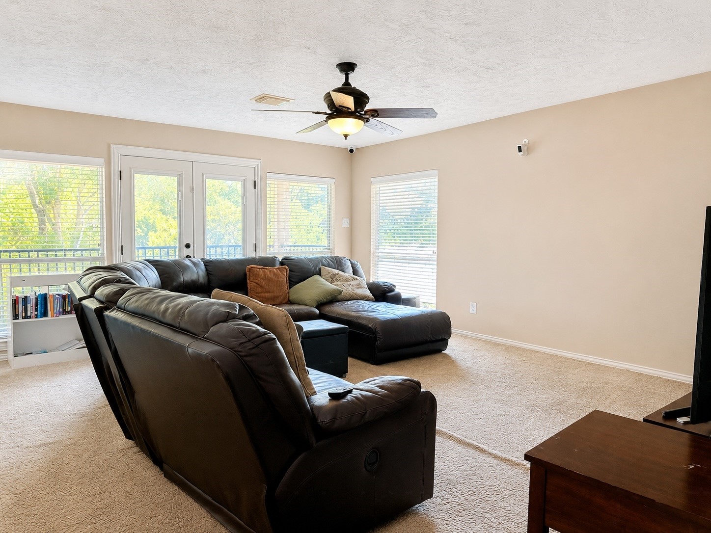 6 Meadow Rose Place Property Photo 17