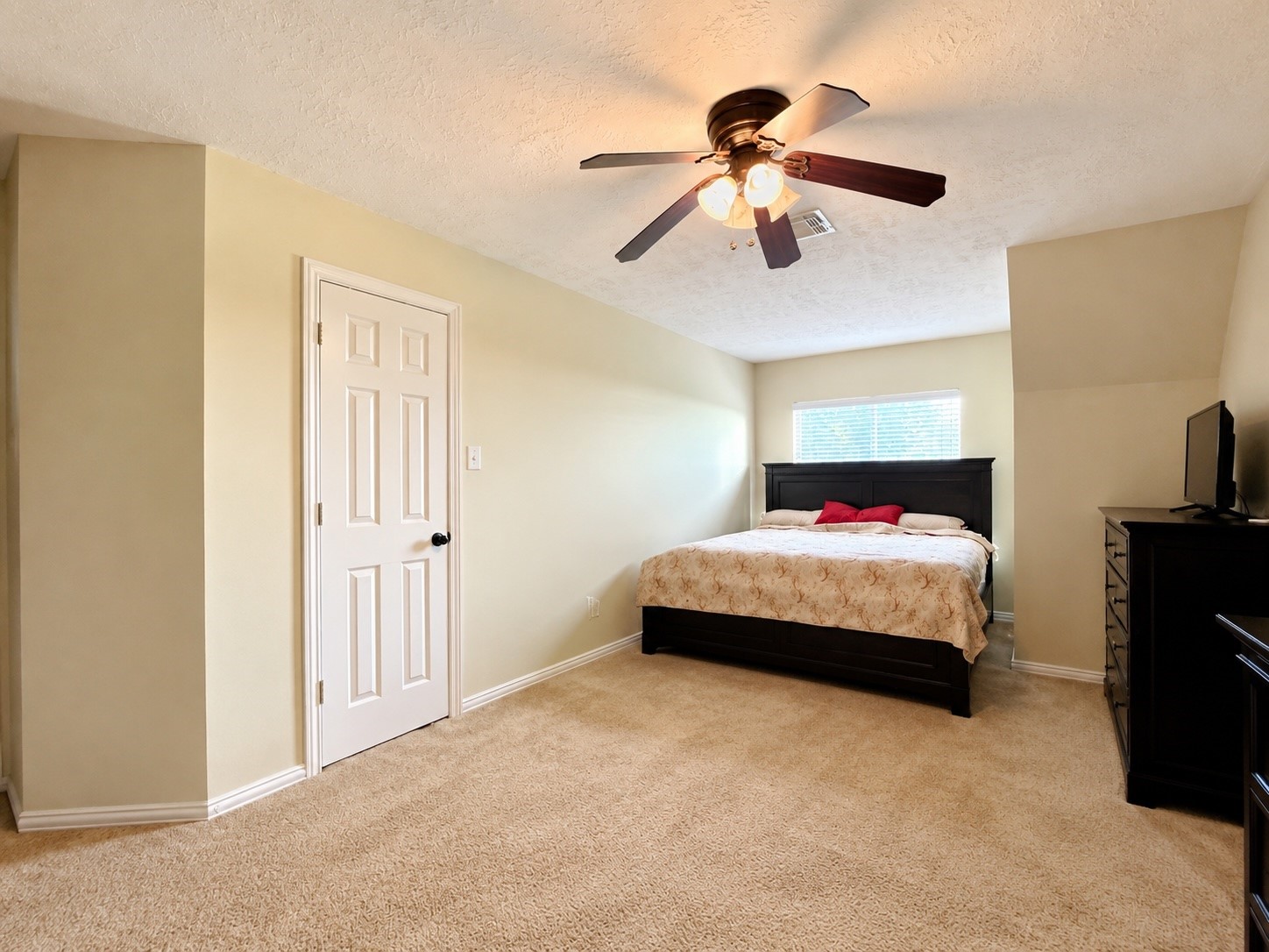 6 Meadow Rose Place Property Photo 23