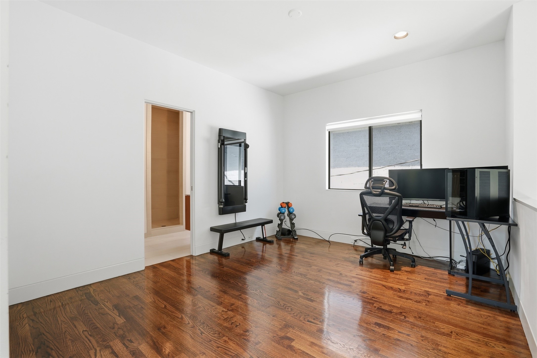2412 Helena Street Property Photo 40
