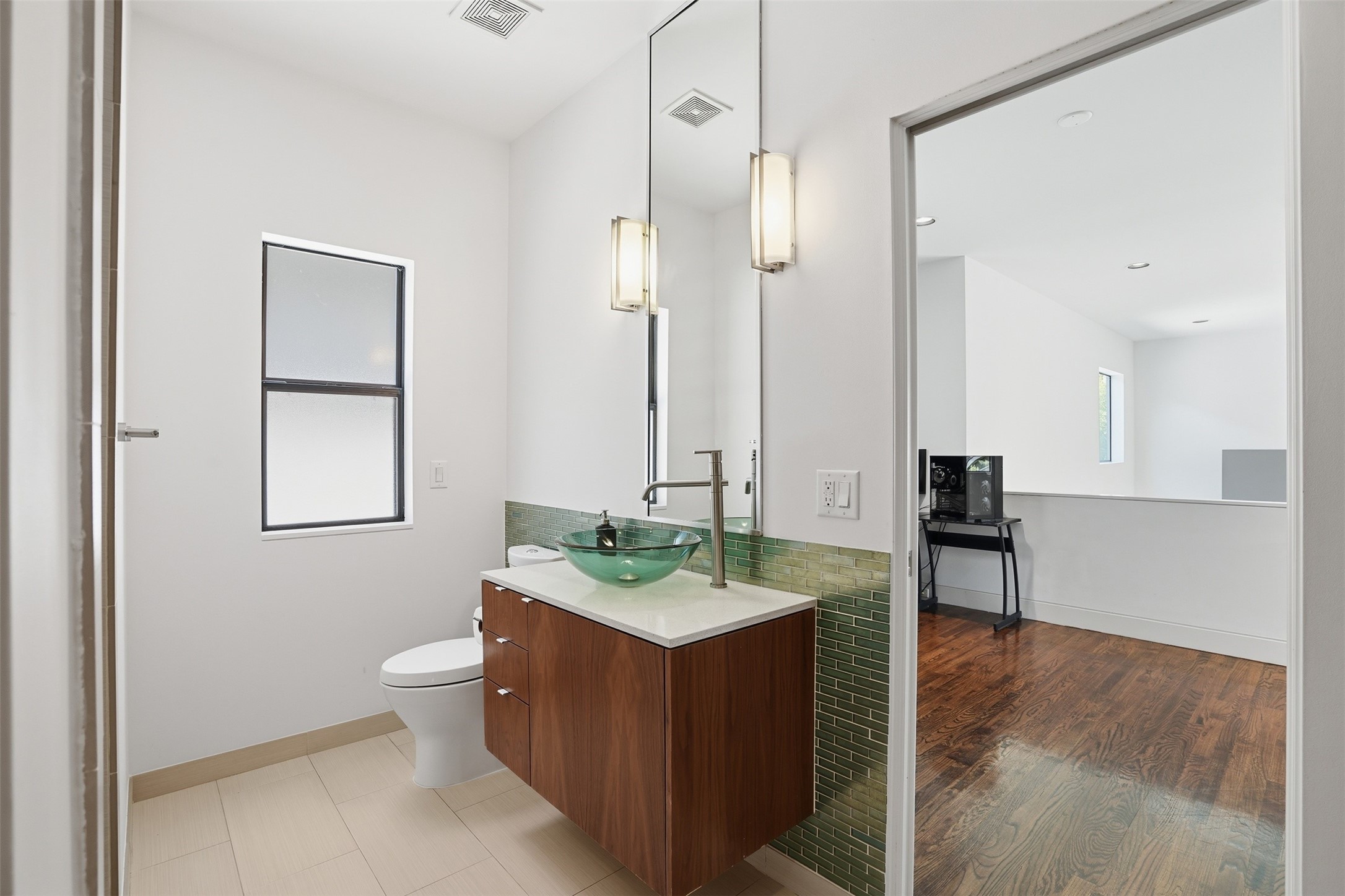 2412 Helena Street Property Photo 42