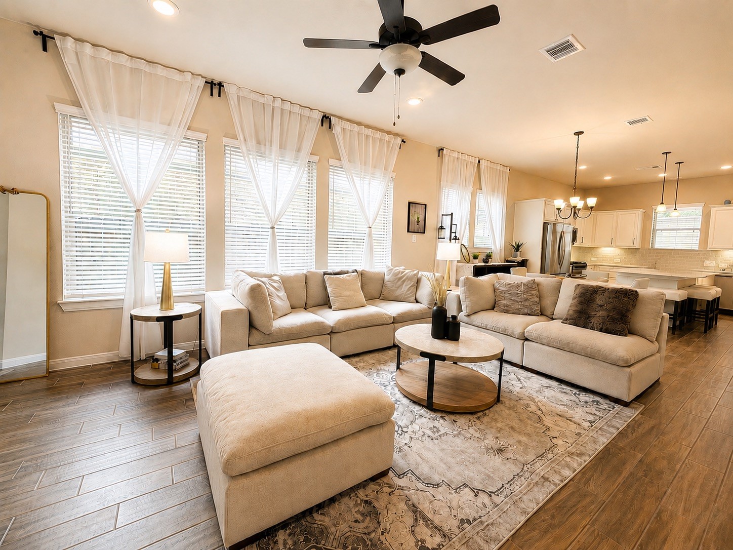 7363 Lake Arrowhead Lane Property Photo 4