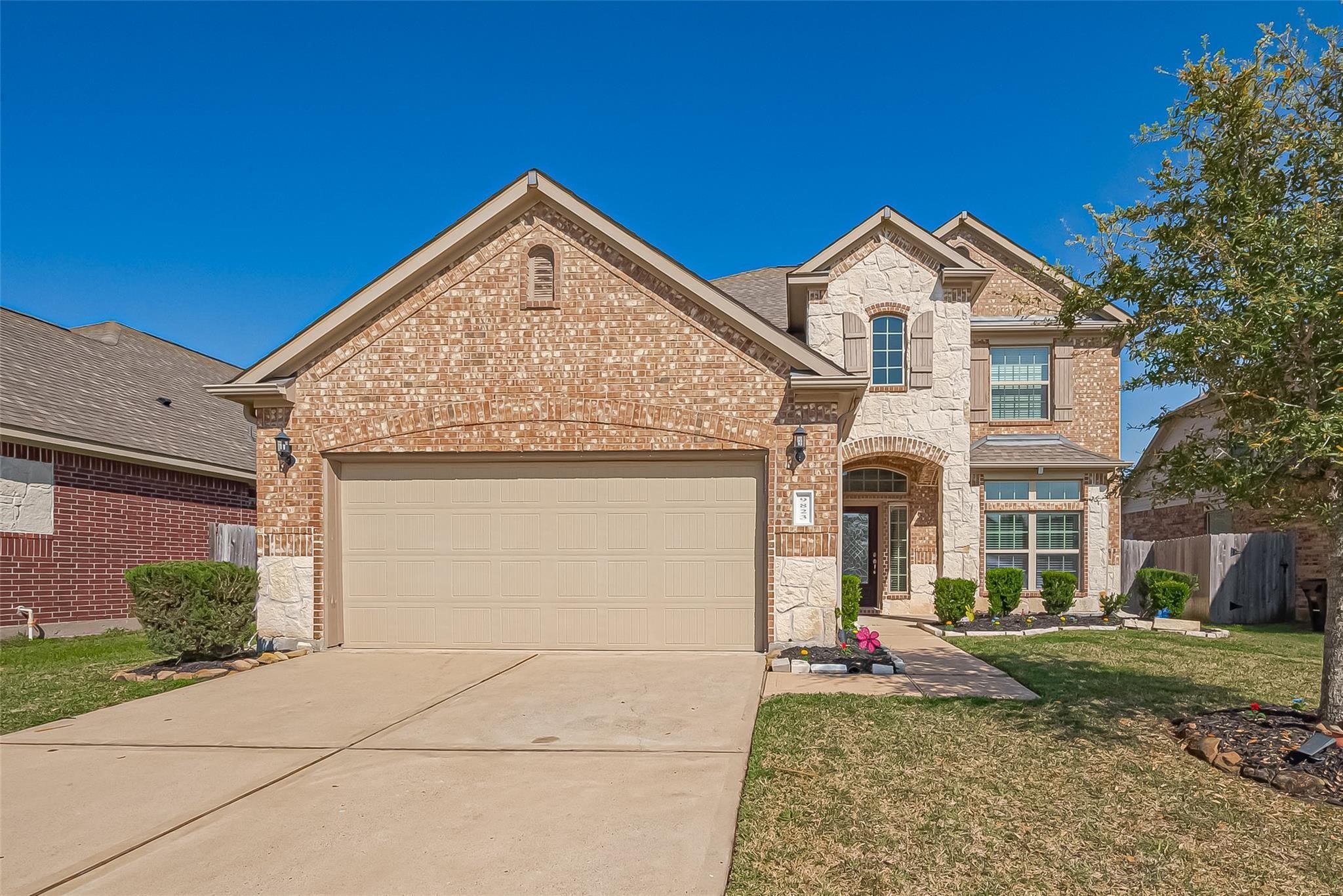 9823 Corben Creek Lane Property Photo 1